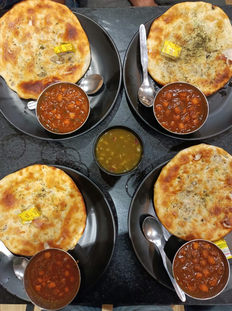 chole bhature pexels yash acharya 214379065 11818239